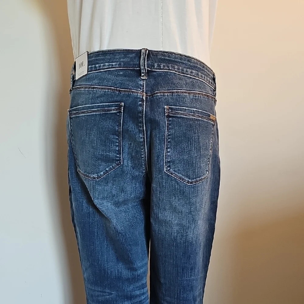 White House Black Market Skinny Ankle Jeans